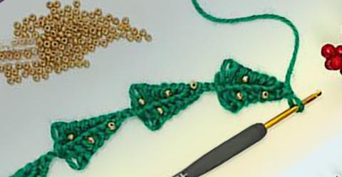 Crochet Along: Tunisian Holiday Tree Garland
